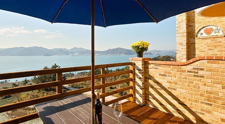 Gung Pension Namhae Exteriör bild